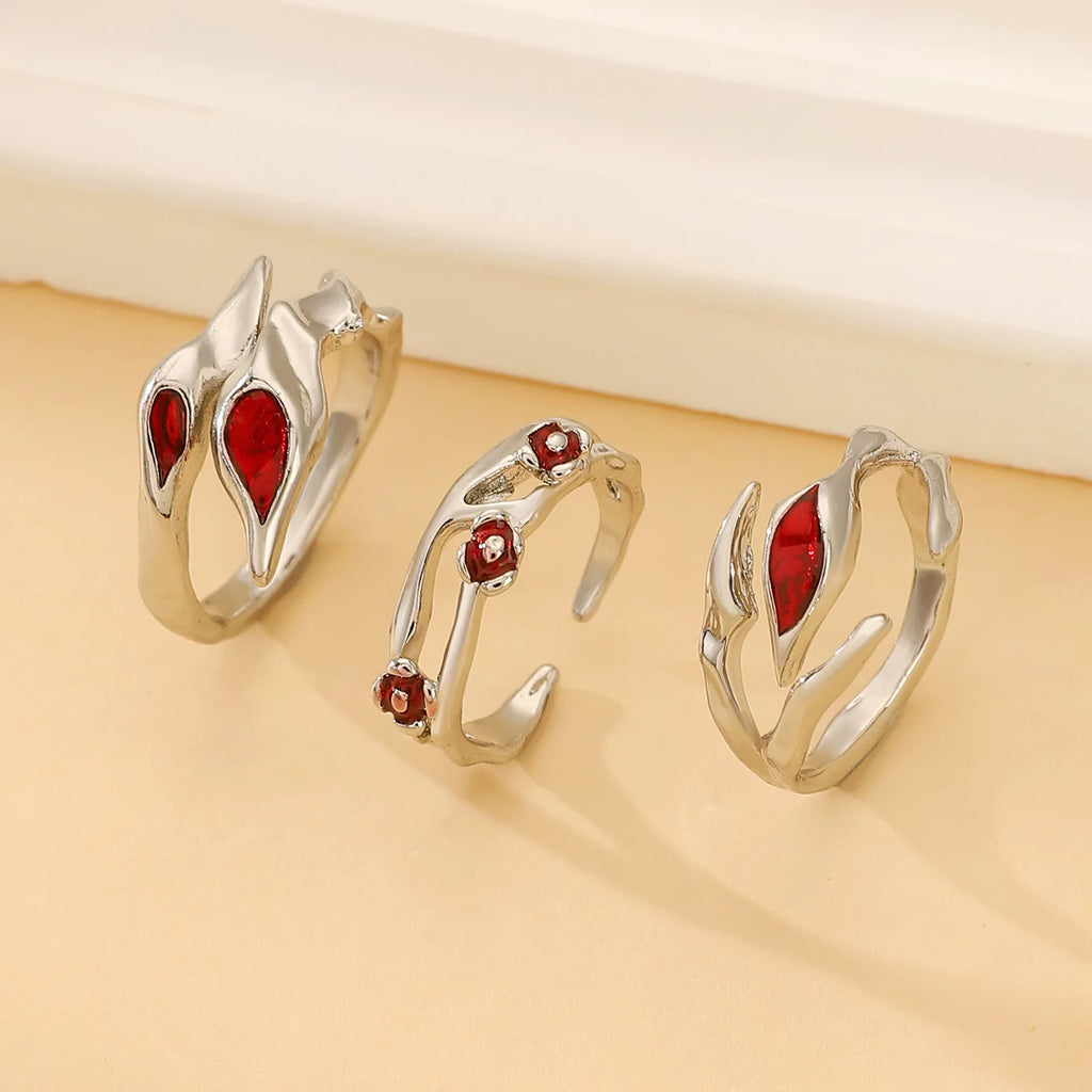 Bague Gothique Rouge Sombre