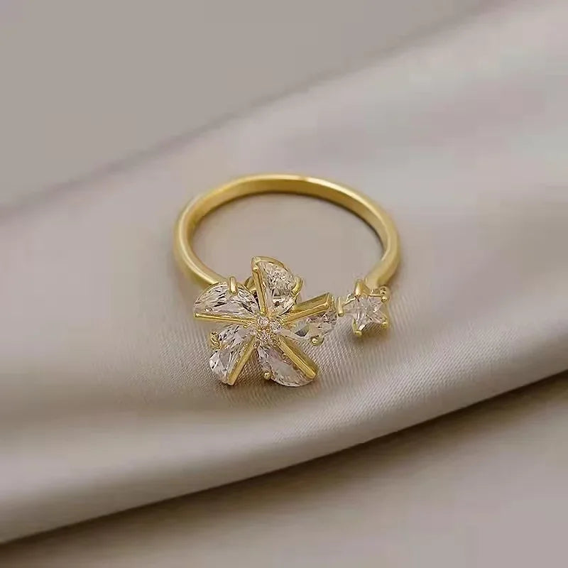Bague Géométrique Élégante