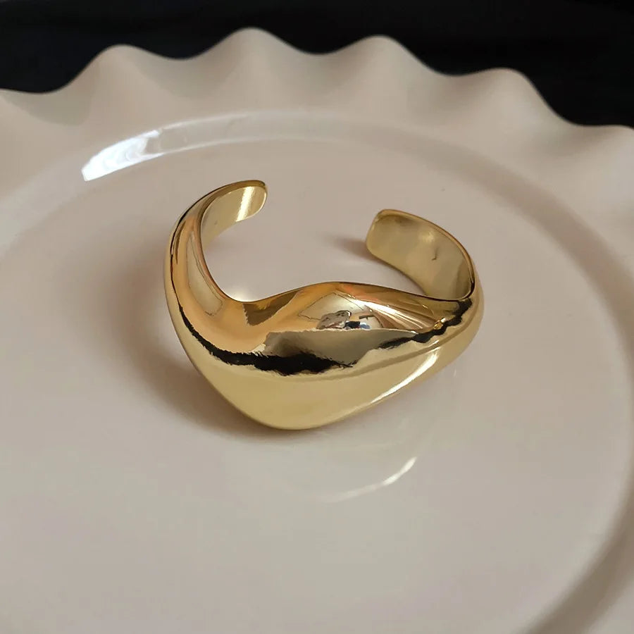 Bracelet ouvert torsadé irrégulier